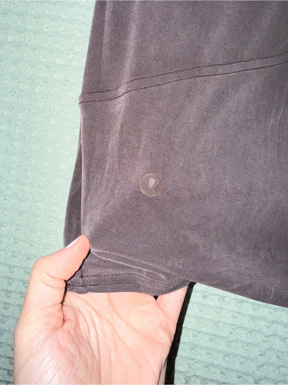 Lululemon‎ Drapey Softstreme Off-The-Shoulder Long-Sleeve Shirt Espresso M